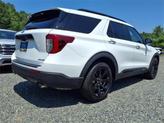 Thumbnail of 2022 Star White Metallic Tri-Coat Ford Explorer