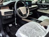 Thumbnail of 2025 Infinite Black Metallic Clearcoat Lincoln Corsair