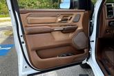 Thumbnail of 2019 Ivory White Tri-Coat Pearlcoat RAM 1500