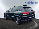 Thumbnail of 2021 Diamond Black Crystal Pearlcoat Jeep Grand Cherokee