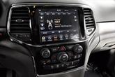 Thumbnail of 2020 Diamond Black Crystal Pearl Jeep Grand Cherokee