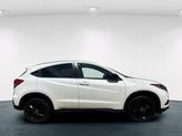 Thumbnail of 2022 Platinum White Pearl Honda HR-V