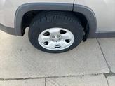 Thumbnail of 2016 Billet Silver Metallic Clearcoat Jeep Cherokee