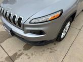 Thumbnail of 2018 Billet Silver Metallic Clearcoat Jeep Cherokee
