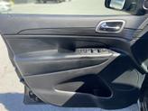Thumbnail of 2022 Diamond Black Crystal Pearlcoat Jeep Grand Cherokee