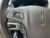 Thumbnail of 2015 White Platinum Metallic Tri-Coat Lincoln MKC