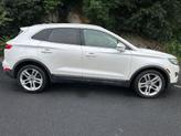 Thumbnail of 2015 White Platinum Metallic Tri-Coat Lincoln MKC