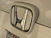 Thumbnail of 2016 White Orchid Pearl Honda Civic