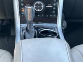 Thumbnail of 2012 White Platinum Clearcoat Metallic Ford Edge