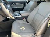 Thumbnail of 2012 White Platinum Clearcoat Metallic Ford Edge
