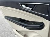 Thumbnail of 2015 White Platinum Ford Edge