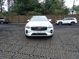 Thumbnail of 2022 Crystal White Metallic Volvo XC60