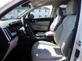 Thumbnail of 2025 Snow White Pearl Kia Sorento Hybrid