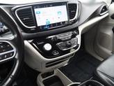 Thumbnail of 2021 Granite Crystal Clearcoat Metallic Chrysler Pacifica