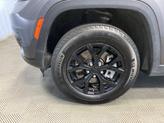 Thumbnail of 2024 Metallic Jeep Grand Cherokee L