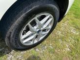 Thumbnail of 2021 White Ford Edge