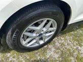 Thumbnail of 2021 White Ford Edge