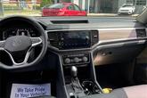 Thumbnail of 2023 Opal White Pearl Effect Volkswagen Atlas