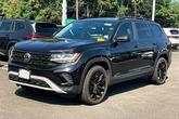 Photo of 2022 Deep Black Pearl Effect Volkswagen Atlas