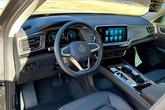 Thumbnail of 2025 Opal White Pearl Effect Volkswagen Atlas Cross Sport