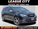 Photo of 2026 Diamond Black Chrysler Pacifica