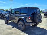 Thumbnail of 2025 Granite Crystal Clearcoat Metallic Jeep Wrangler
