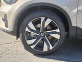 Thumbnail of 2025 Sand Dune Metallic Volvo XC40