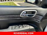 Thumbnail of 2018 Bright White Clearcoat Jeep Grand Cherokee