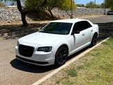Photo of 2020 White Chrysler 300