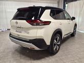 Thumbnail of 2023 Pearl White Tricoat/Super Black Nissan Rogue