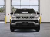 Thumbnail of 2025 Silver Zynith Metallic Clearcoat Jeep Compass