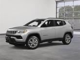 Thumbnail of 2025 Silver Zynith Metallic Clearcoat Jeep Compass