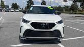 Thumbnail of 2021 Blizzard Pearl Toyota Highlander