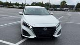 Thumbnail of 2023 Pearl White Tricoat Nissan Altima