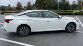 Thumbnail of 2023 Pearl White Tricoat Nissan Altima
