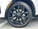 Thumbnail of 2023 Glacial White Pearl Kia Sorento