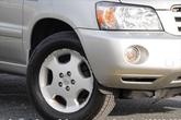 Thumbnail of 2005 Millenium Silver Metallic Toyota Highlander
