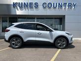 Thumbnail of 2025 Space Silver Metallic Ford Escape