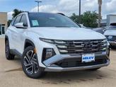 Photo of 2025 White Pearl Hyundai TUCSON
