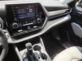 Thumbnail of 2022 White Toyota Highlander