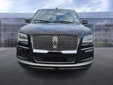 Thumbnail of 2023 Infinite Black Metallic Clearcoat Lincoln Navigator