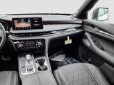 Thumbnail of 2025 Mjst Whte INFINITI QX60