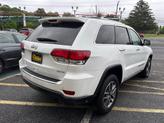Thumbnail of 2022 Bright White Clearcoat Jeep Grand Cherokee WK