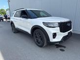 Photo of 2025 Star White Metallic Tri-Coat Ford Explorer