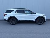 Thumbnail of 2025 Star White Metallic Tri-Coat Ford Explorer