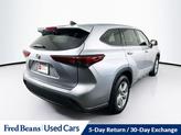 Thumbnail of 2022 Celestial Silver Metallic Toyota Highlander