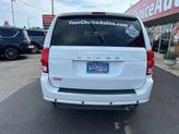 Thumbnail of 2017 White Dodge Grand Caravan