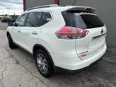 Thumbnail of 2014 White Nissan Rogue