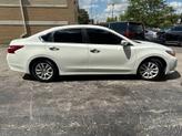 Thumbnail of 2017 White Nissan Altima