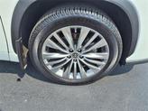 Thumbnail of 2020 White Toyota Highlander
